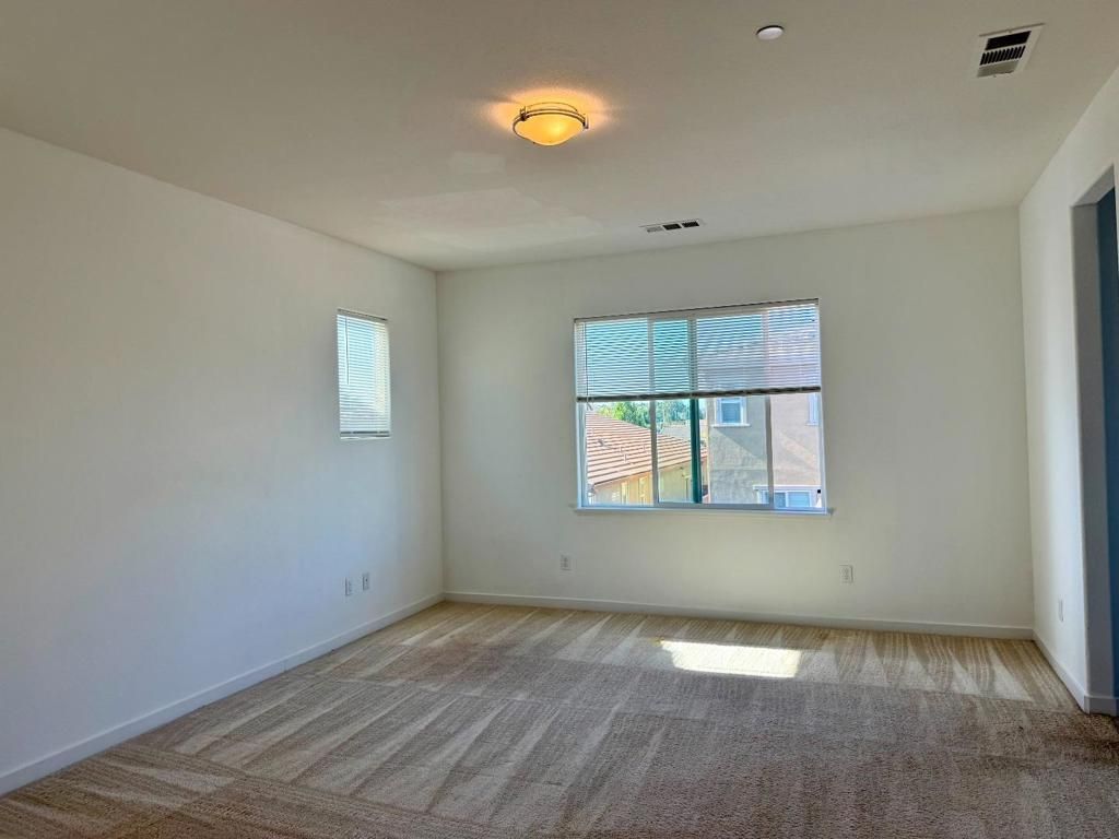Image 12 of property listing at 821 Shearwater Way, Oakley, CA 94561