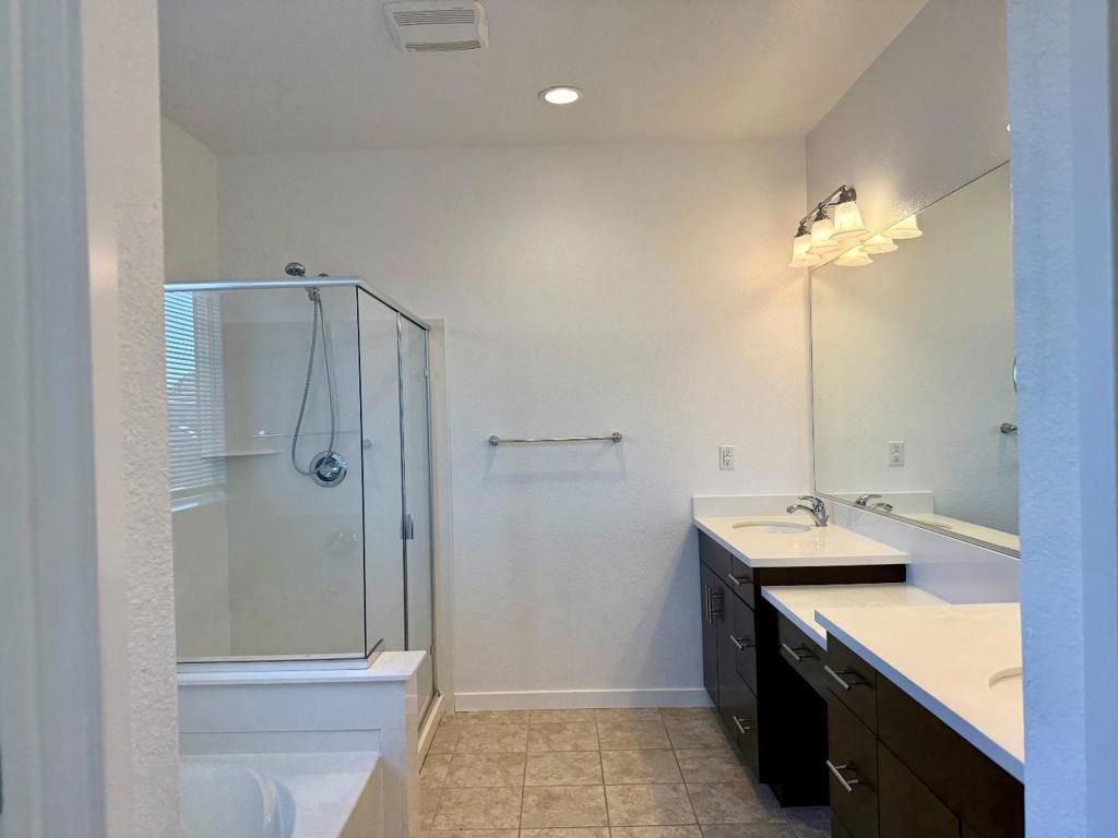 Image 14 of property listing at 821 Shearwater Way, Oakley, CA 94561