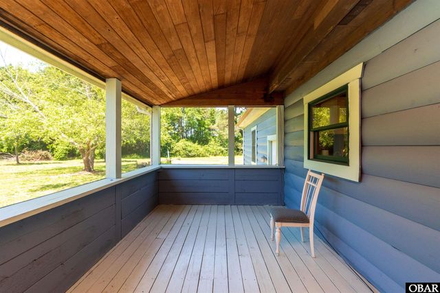 178 Whites Neck Lane, Knotts Island, NC 27950