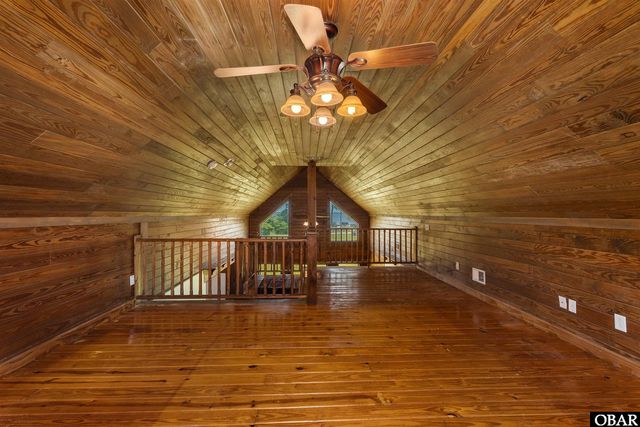178 Whites Neck Lane, Knotts Island, NC 27950
