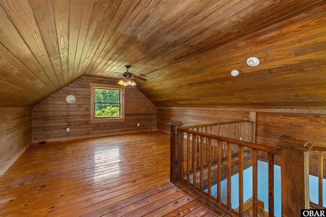 178 Whites Neck Lane, Knotts Island, NC 27950