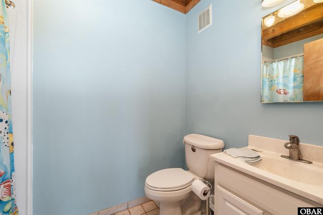 178 Whites Neck Lane, Knotts Island, NC 27950