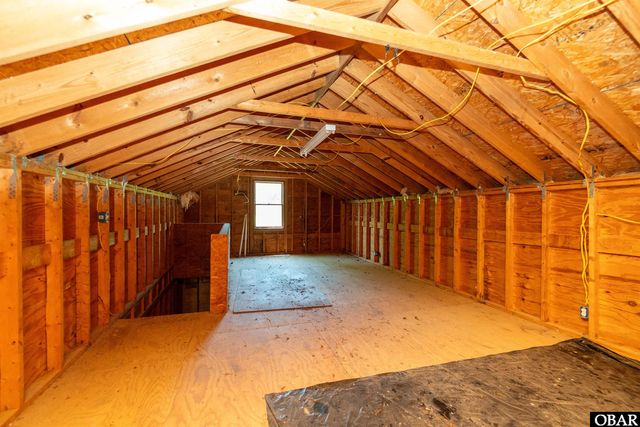 178 Whites Neck Lane, Knotts Island, NC 27950