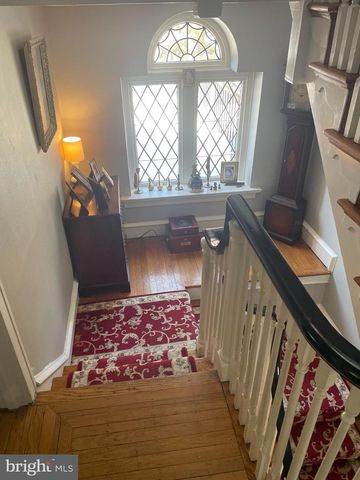 8128 BROOKSIDE RD, Elkins Park, PA 19027