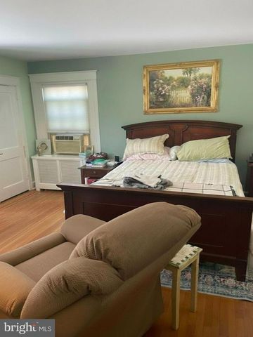 8128 BROOKSIDE RD, Elkins Park, PA 19027