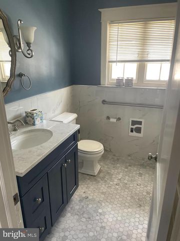 8128 BROOKSIDE RD, Elkins Park, PA 19027