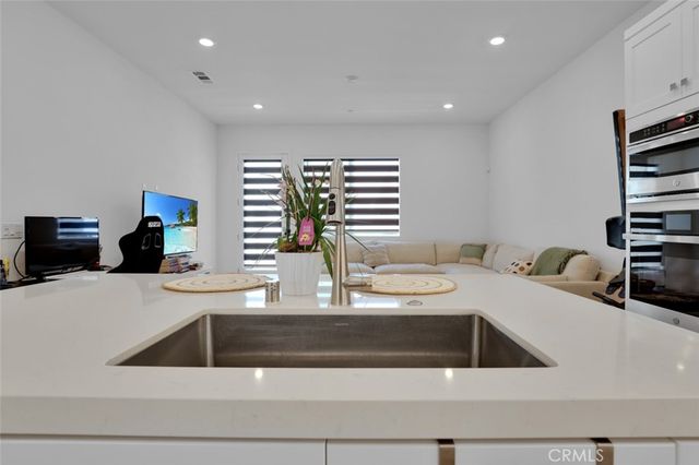 145 Sash, Irvine, CA 92618