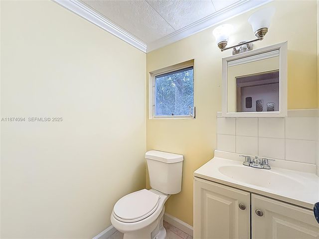 4165 S 88th Court S, Boynton Beach, FL 33436