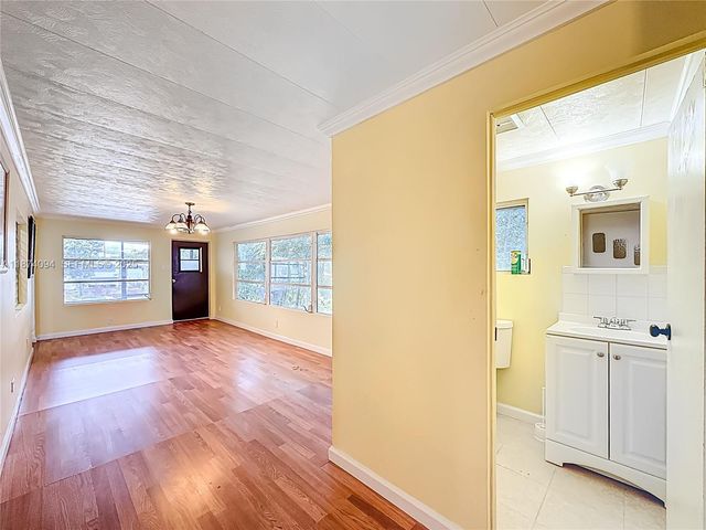 4165 S 88th Court S, Boynton Beach, FL 33436