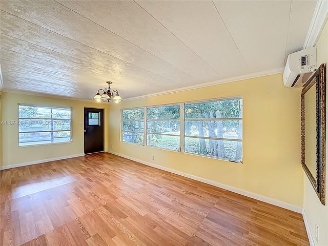 4165 S 88th Court S, Boynton Beach, FL 33436