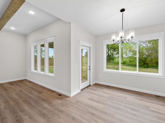 1117 Bentgrass Dr, Salina, KS 67401