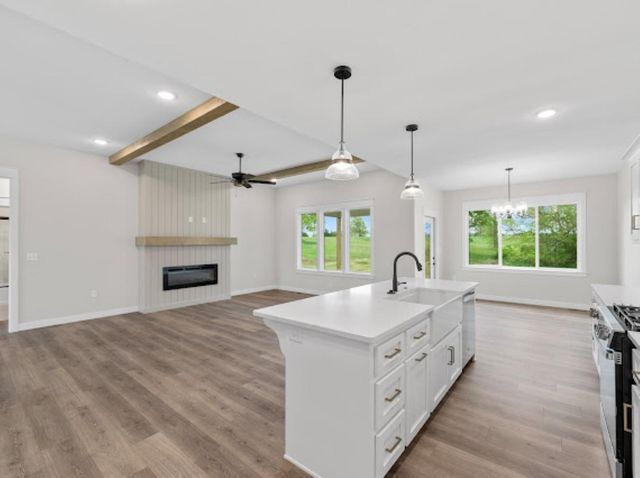 1117 Bentgrass Dr, Salina, KS 67401