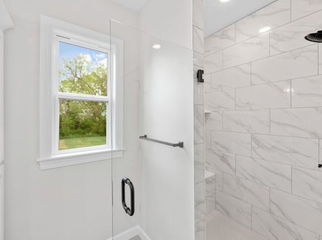 1117 Bentgrass Dr, Salina, KS 67401