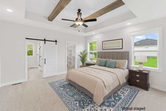 1117 Bentgrass Dr, Salina, KS 67401