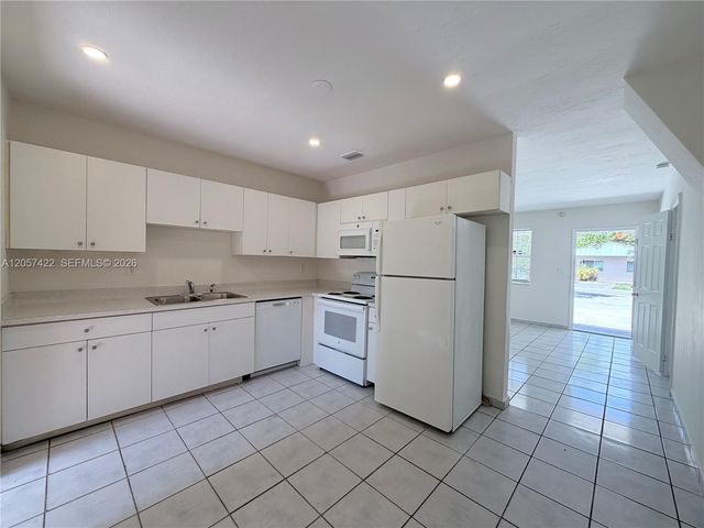 16921 SW 94th Ave 16921, Palmetto Bay, FL 33157