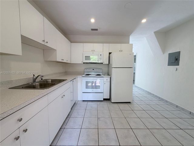 16921 SW 94th Ave 16921, Palmetto Bay, FL 33157