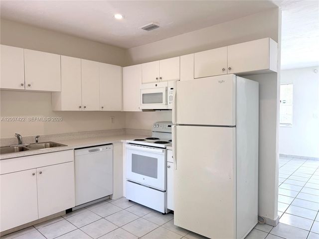 16921 SW 94th Ave 16921, Palmetto Bay, FL 33157