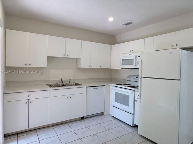 16921 SW 94th Ave 16921, Palmetto Bay, FL 33157