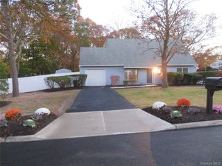 688 Hawkins Road E, Coram, NY 11727