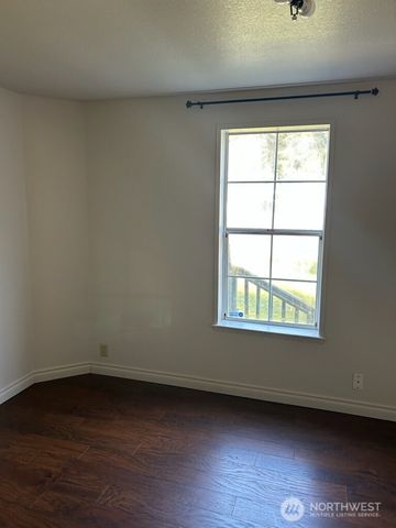 80 Salmon Street, Clallam Bay, WA 98326