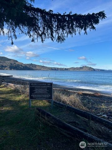 80 Salmon Street, Clallam Bay, WA 98326