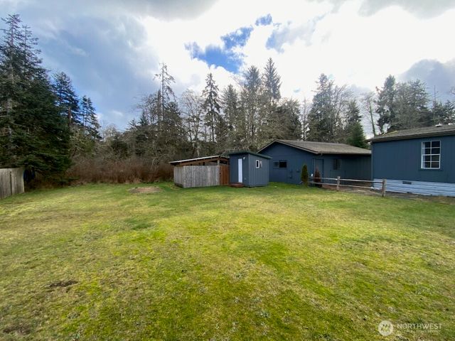 80 Salmon Street, Clallam Bay, WA 98326