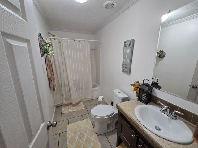 2836 Hwy 987 Laurel Hill, Pineville, KY 40977