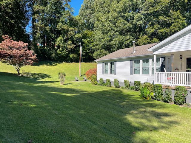 2836 Hwy 987 Laurel Hill, Pineville, KY 40977