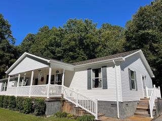 2836 Hwy 987 Laurel Hill, Pineville, KY 40977