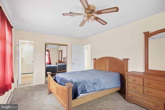 11 WOODSTOCK DR, Toms River, NJ 08757
