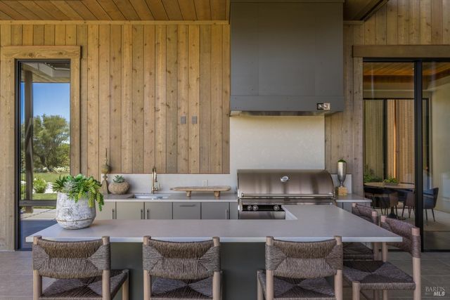 9777 Via Cantera, Kenwood, CA 95452