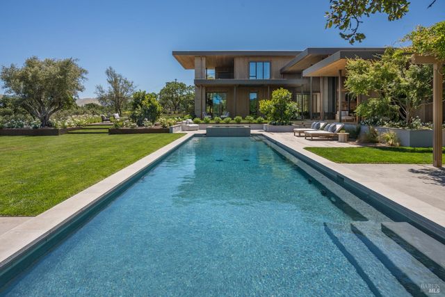 9777 Via Cantera, Kenwood, CA 95452