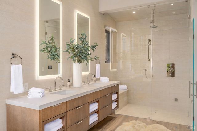 9777 Via Cantera, Kenwood, CA 95452