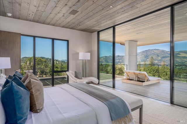 9777 Via Cantera, Kenwood, CA 95452