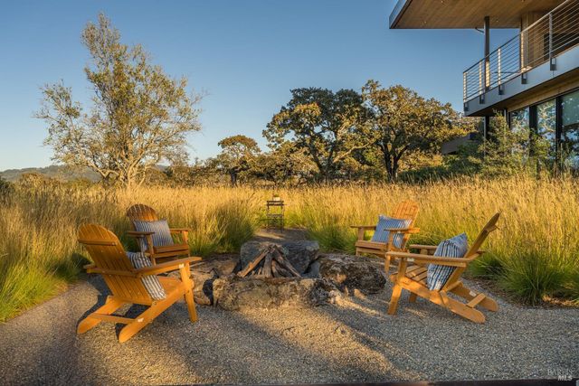 9777 Via Cantera, Kenwood, CA 95452