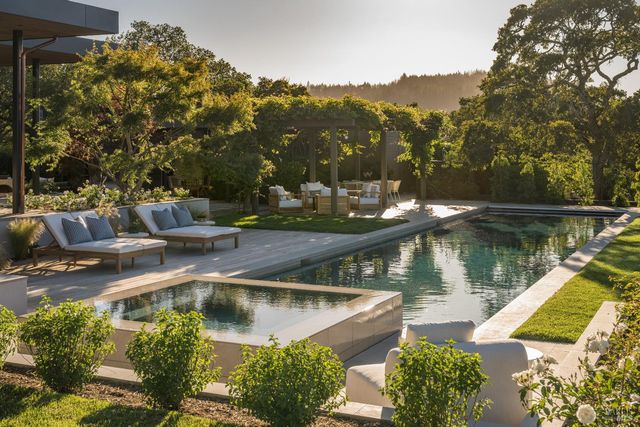 9777 Via Cantera, Kenwood, CA 95452