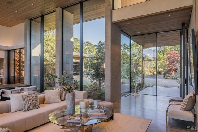 9777 Via Cantera, Kenwood, CA 95452