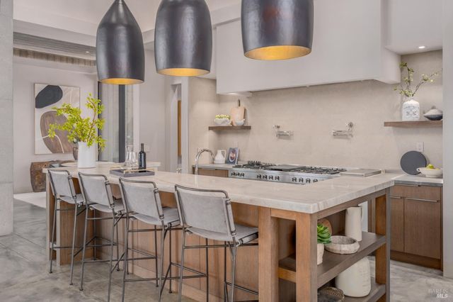 9777 Via Cantera, Kenwood, CA 95452