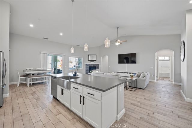 7714 Paisley Avenue, Hesperia, CA 92345