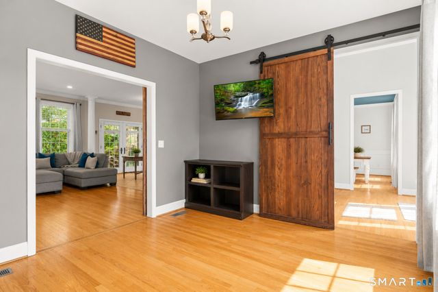 1 Angelas Way, Burlington, CT 06013