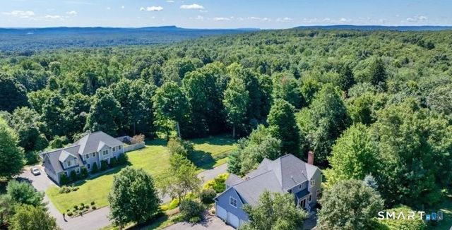 1 Angelas Way, Burlington, CT 06013