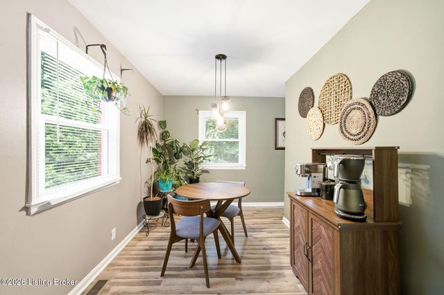 10119 Headley Hill Rd, Louisville, KY 40223