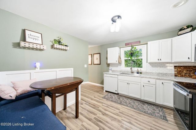 10119 Headley Hill Rd, Louisville, KY 40223