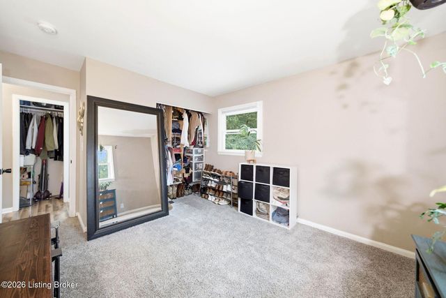 10119 Headley Hill Rd, Louisville, KY 40223