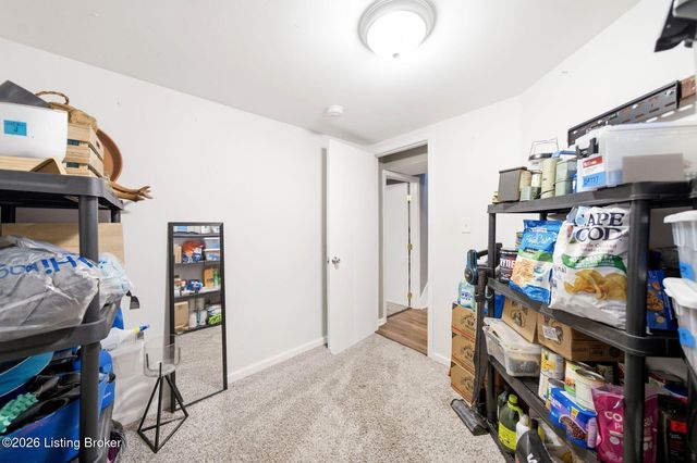 10119 Headley Hill Rd, Louisville, KY 40223