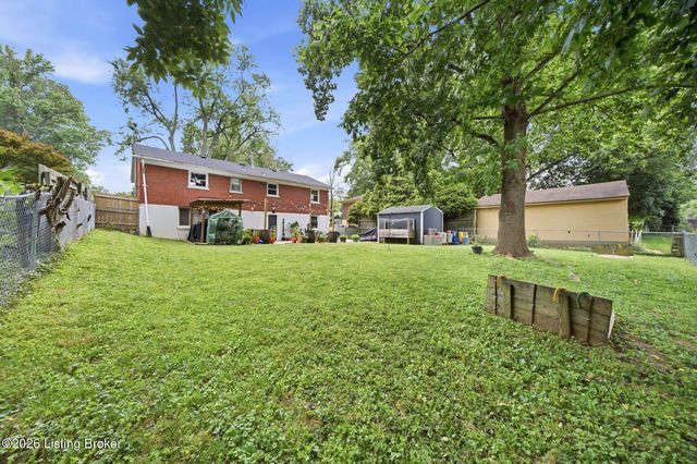 10119 Headley Hill Rd, Louisville, KY 40223