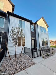 1125 N CLIFTON DR #101, North Salt Lake, UT 84054