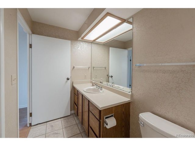 7420 E Quincy Ave 102, Denver, CO 80237