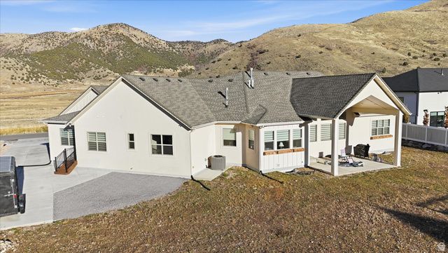 534 E FISH HATCHERY RD, Mantua, UT 84324