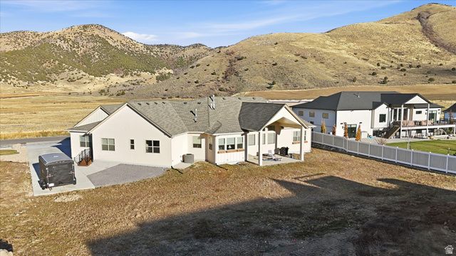 534 E FISH HATCHERY RD, Mantua, UT 84324